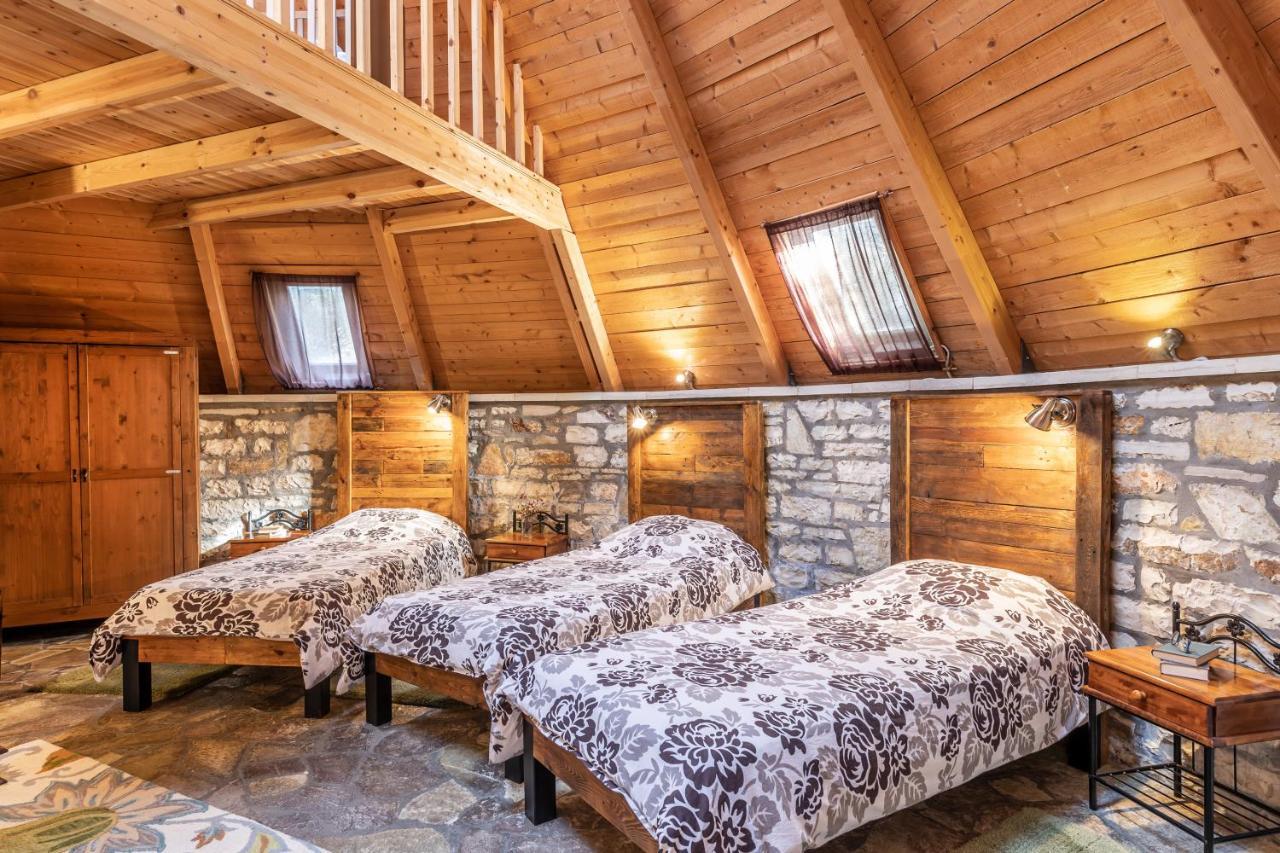 Theasis-Igloo Villa Pramanta Exteriör bild